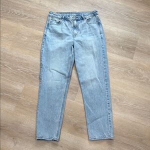 American Eagle Mom Jean Size 10